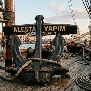 kalbim Kenan ellerindee (feat. gamze coşkun)