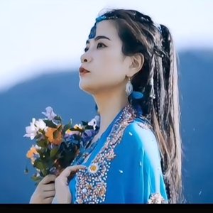 邛海边阿然的黄油伞