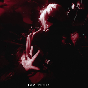GIVENCHY