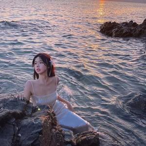 什么也不懂  (这氛围感)