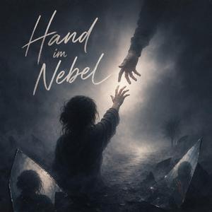 Hand im Nebel