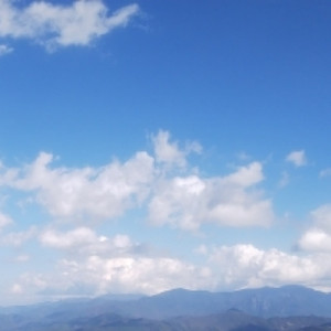 大空のかなたへ