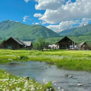 成功的热情相拥