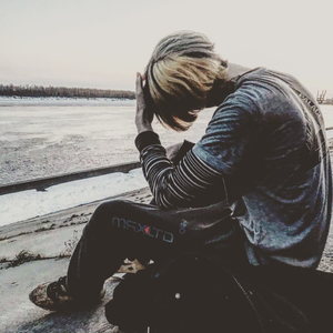 Девочка пепельная