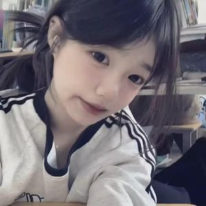 雪韵松间的冬日恋曲