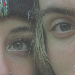 tell me that you love me