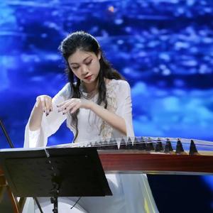 小鸟朝凤 (古筝独奏)