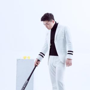 Dancing With Your Ghost《by Sasha Solan》