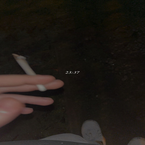 Biały temat i czarny mercedes