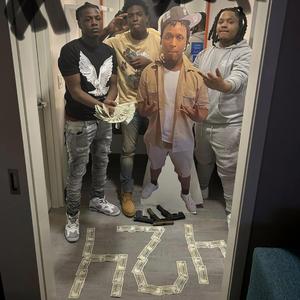 Sprayground (feat. 424 drako & 424 riko)