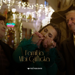 Familja Mbi Gjithcka