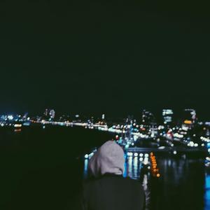 其实我们都习惯思考在安静的夜里（Prod MoonVibe Beatz)