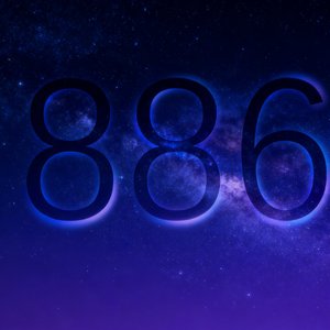 886