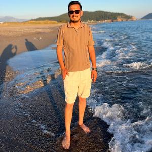 Yalanda olsa duydum son kez sevdiğini