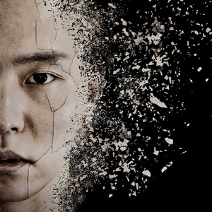 새겨들어(Crisis)