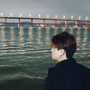 凌晨两点半(原唱：潘广益)