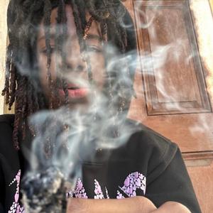 hunnid (feat. hollowtiphero)