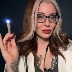 Testing Your Eyes With A Paper Vision Board