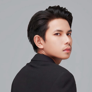 សសើរខ្លួនឯង ដែលទ្រាំស្រលាញ់អូន