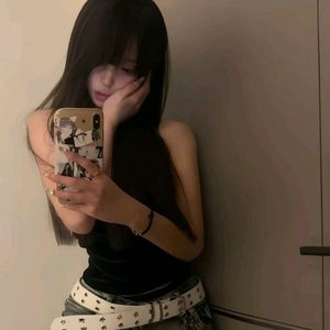 爱是隐藏和追逐