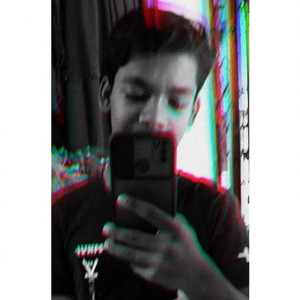 আমি পারিনি তোমাকে আপন করে রাখতে