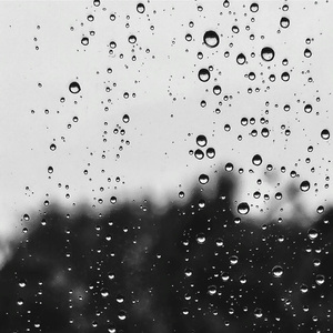 비가 오는 날엔(下雨的日子)(2021)