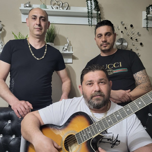 Szemeidben könny ragyogott