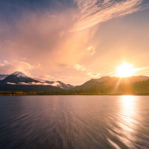 夏夜晚风里