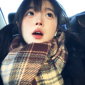 你向我描述的世界是阴暗的