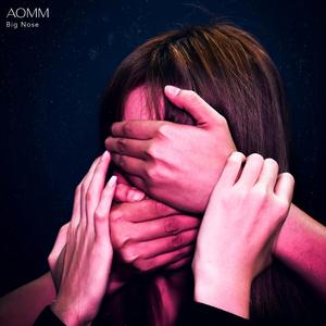 AOMM