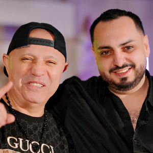 Plina-i lumea de latrai