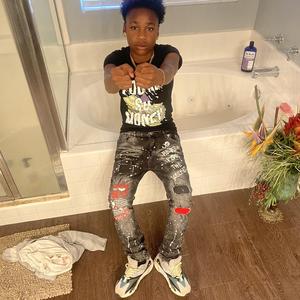 Crackn Safes (feat. Fge Draco 2x)