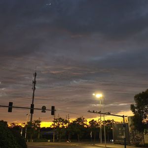 爱是奢侈品，你我都在贫民窟