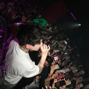 新世纪情歌战士（Capper）