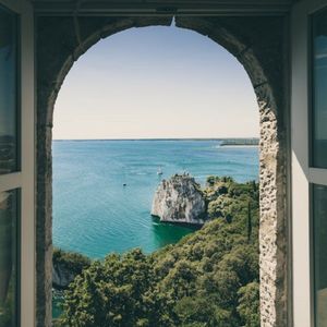 轻舞飞扬（放松钢琴曲）