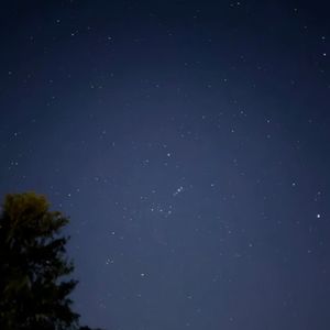 雨夜失恋的伤感旋律