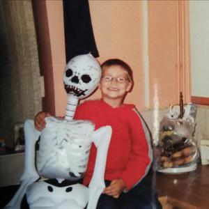 LY Thru Phone Screen (Live)