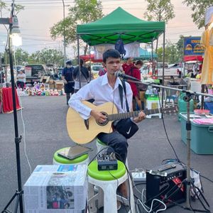 รอแค่เพียงเธอ