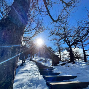 天还那么蓝（蓝） 邓岳章