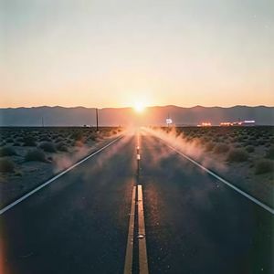 公路尽头还有光