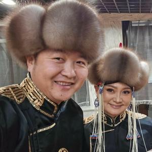 Ханьдаа дуулах дуу