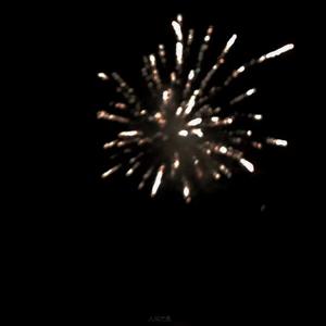 侧（cover袁娅维）