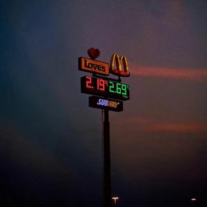 当夜空落去，城市继续前行 (Cover : 帆布小镇)