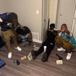 Raq(free2x) (feat. 2x)