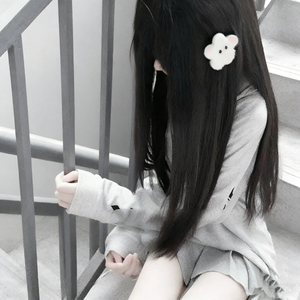 当泪掉进屏幕 你那边会下雨吗