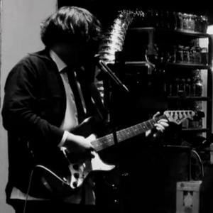 相对 翻自子曰乐队