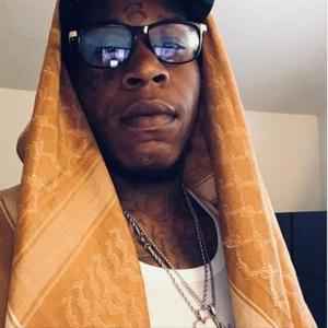 Perro Grande (feat. Kevin Lemnah)