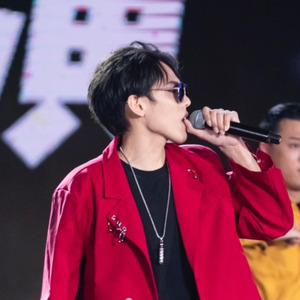 男儿当自强 (Live片段)