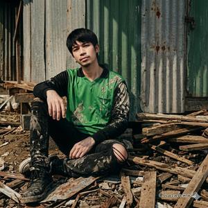 อ้ายอยู่ไกล ใจอยู่กับน้อง