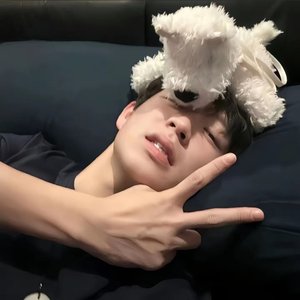 想拥抱雪的刺骨 证明爱过你的温度